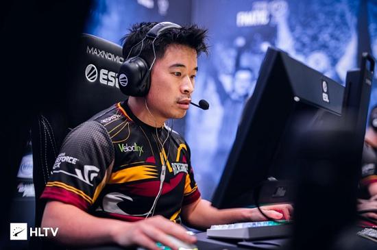 T1战队横扫TES续写LPL世界赛辉煌纪录
